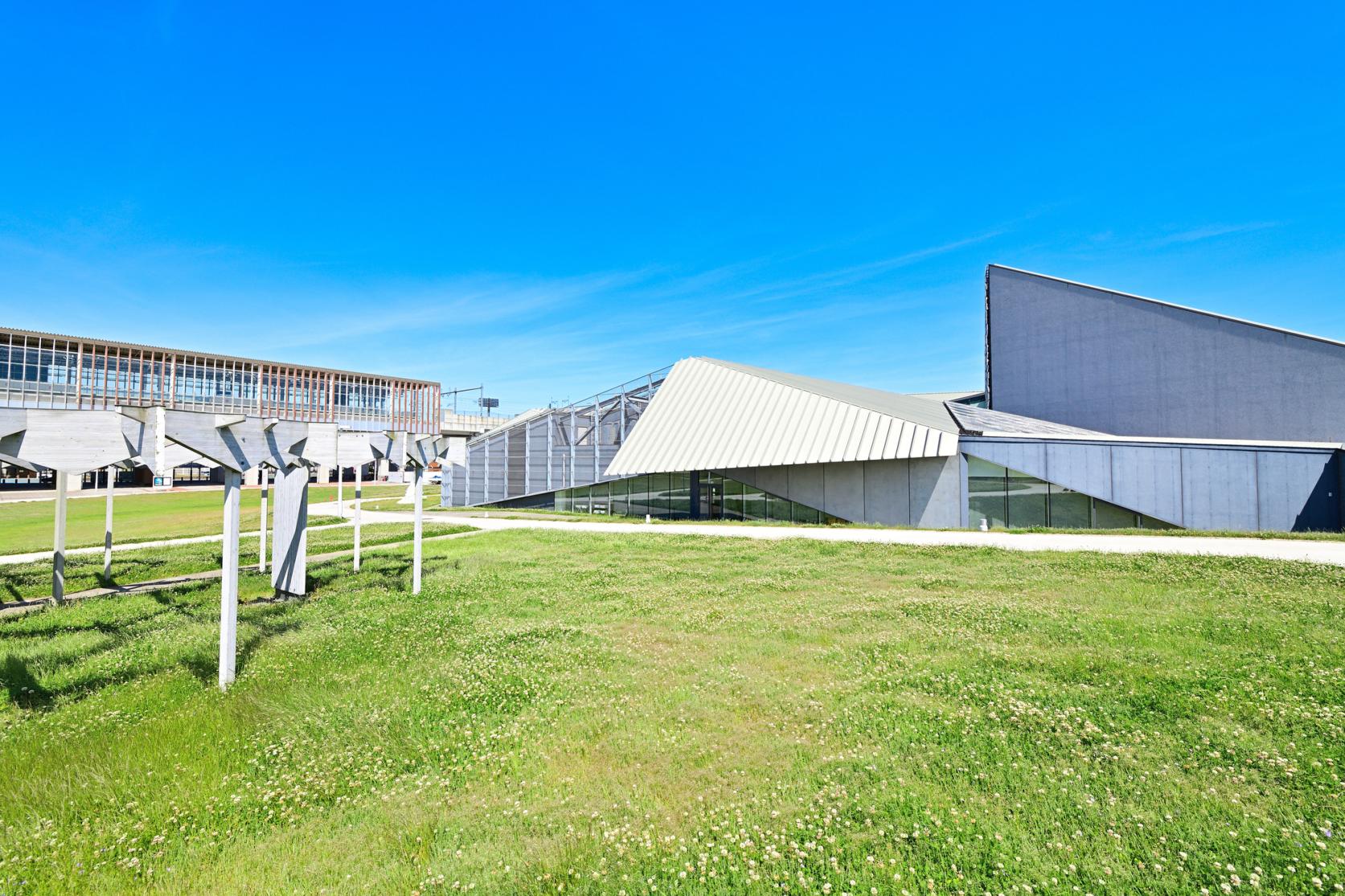 Kyushu Geibunkan / Chikugo