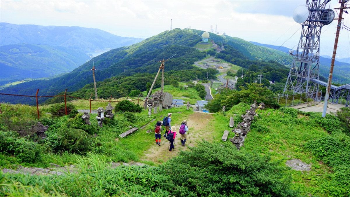 Mount Sefuri (背振山)